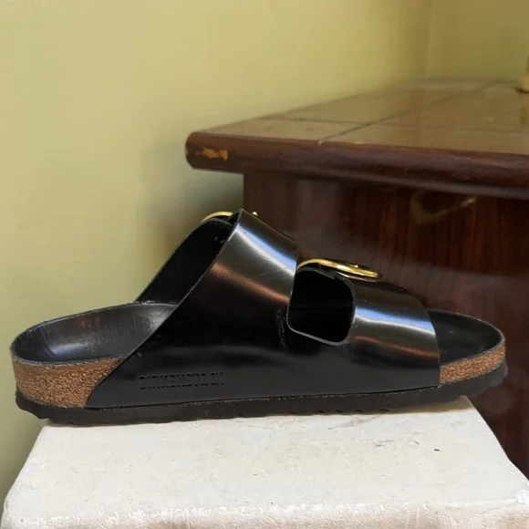 Birkenstock Arizona Black Sandals with big Gold Buckles - Picture 7 of 9